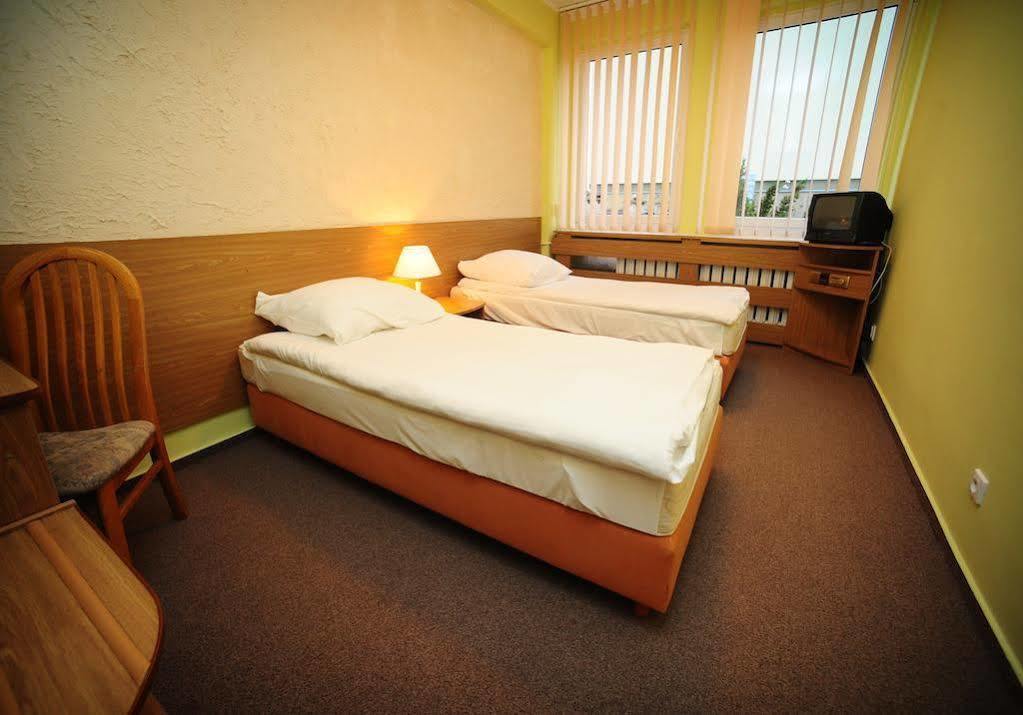 Hotel Gwda Pila Ngoại thất bức ảnh